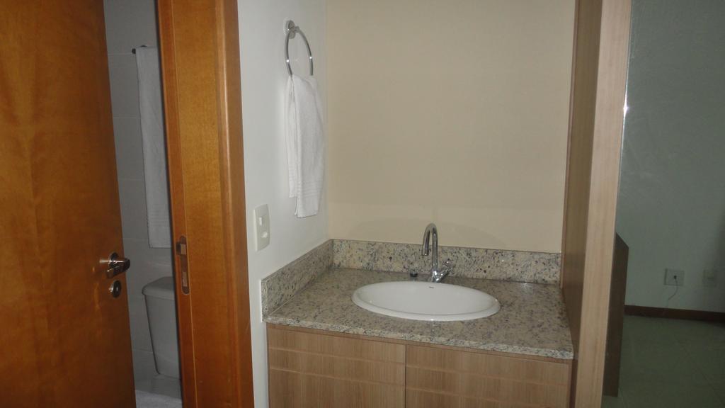 Flat Brasilia - Setor Hoteleiro Norte Ruang foto